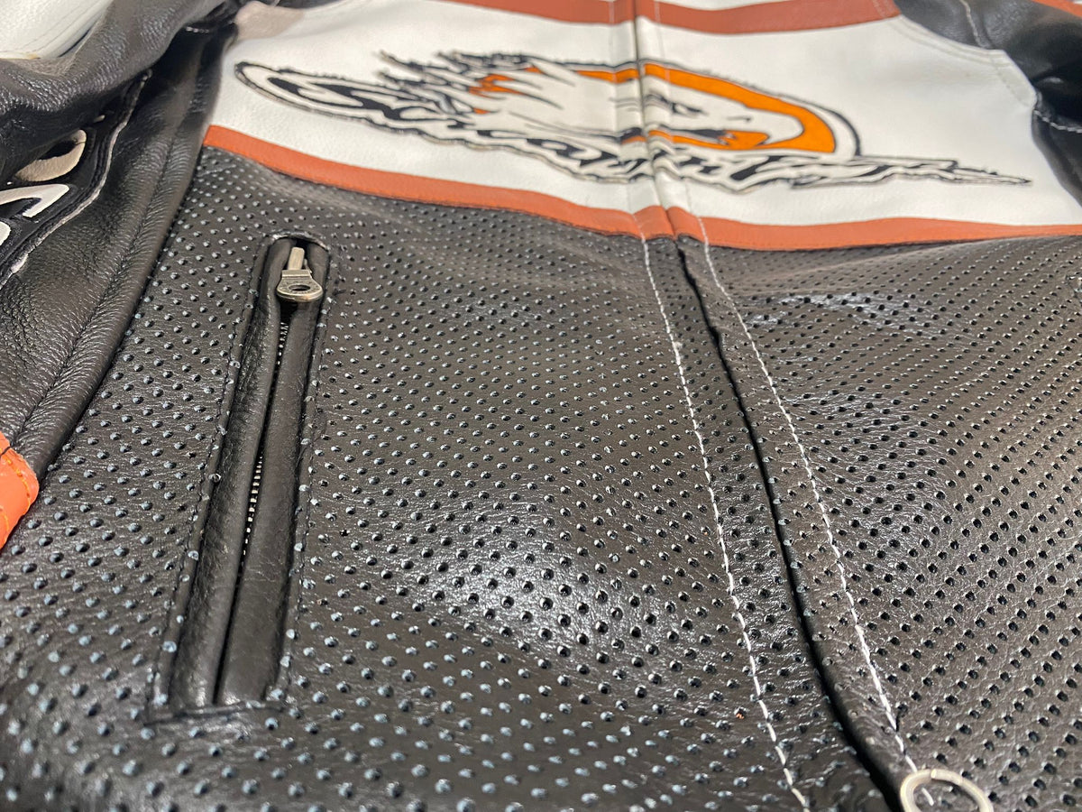 Harley Ladies’ Leather Jacket – Strong. Sleek. Unstoppable.
